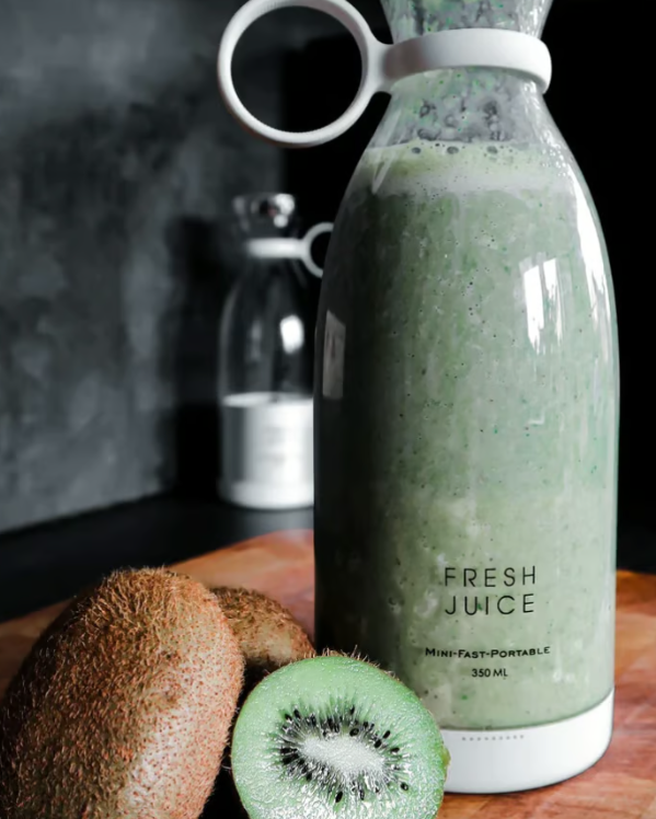 Juicivo™ Smoothie Blender-Tragbarer Blender für Shakes & Unterwegs